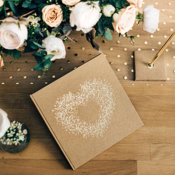 Gæstebog med Hjerte