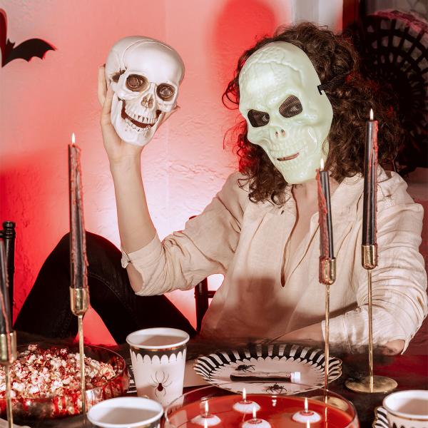 Selvlysende Kraniemaske