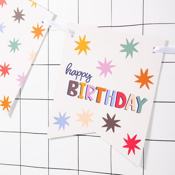 Happy Birthday Flagguirlande med Stjerner