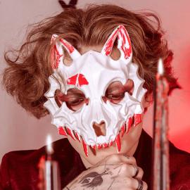 Blodig Ulvehoved Halvmaske