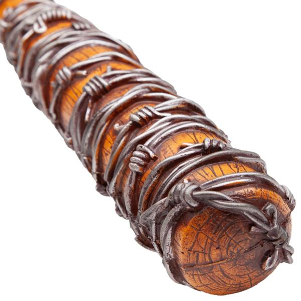 Baseballbat med Pigtråd og Blod